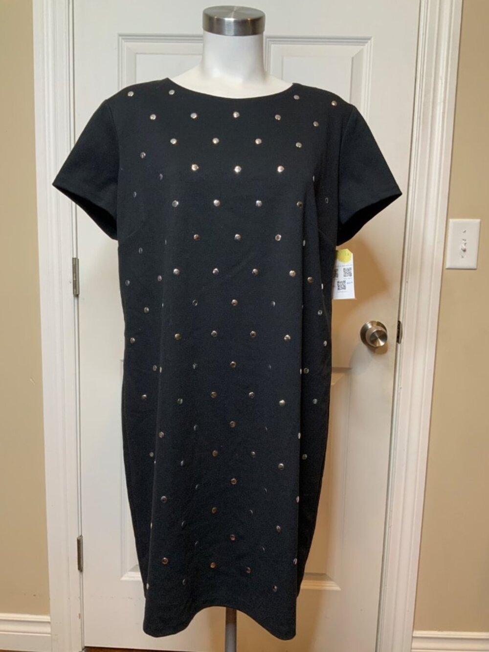Michael Kors Black Silver Studded Cap Sleeve Shift Dress, Size  XL